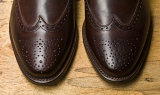 male brown shoes